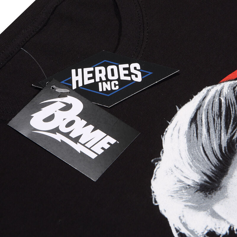 Official David Bowie Smoking Iconic Rock Graphic T-Shirt Classic Fan Apparel Fit